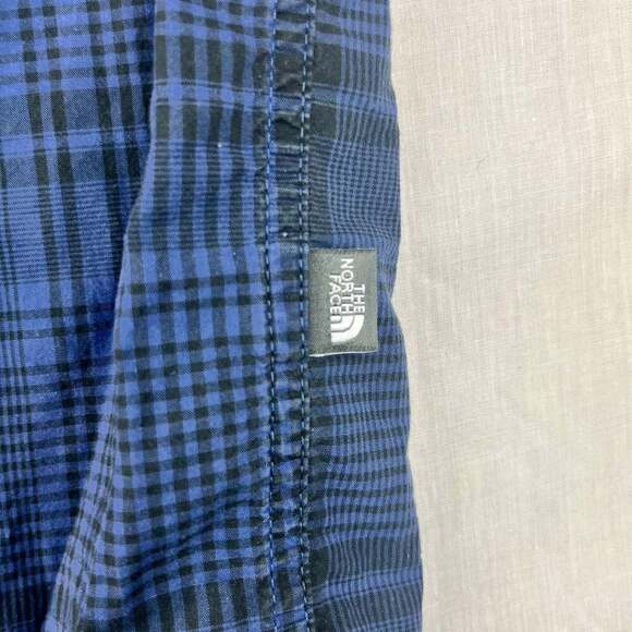 The North Face Men's Large Blue Plaid Long Sleeve Button Down Shirt Western - Picture 2 of 11